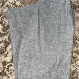 Banana Republic size 6P grey skinny dress pants